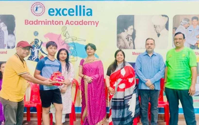 Honour Ceremony for Silver Medalists