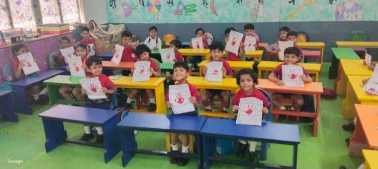 First Day of School – Welcome Tiny Tots